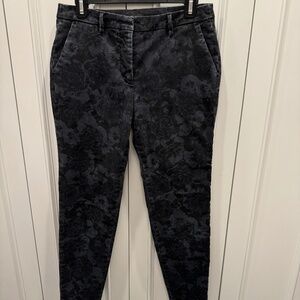 Italian casual wear Mason pant in a black floral motif